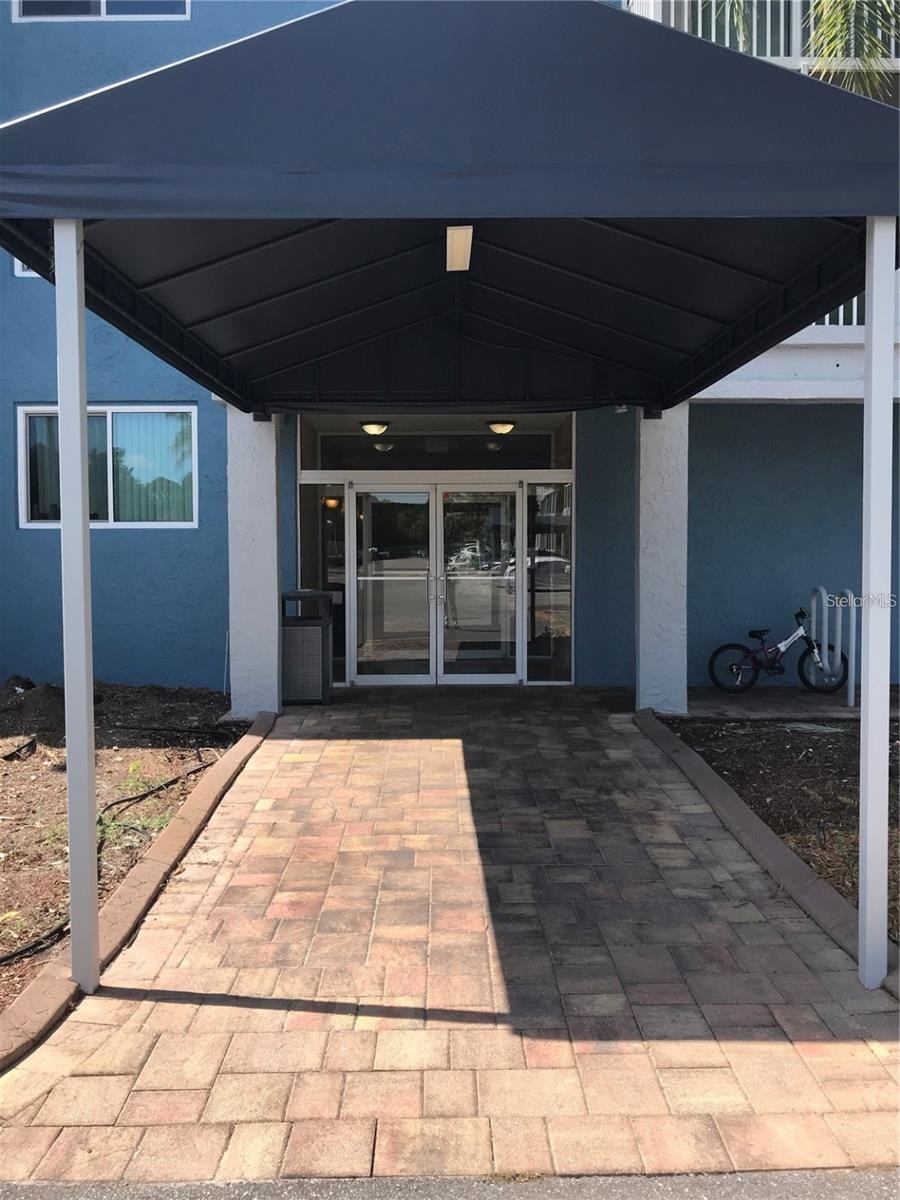 2650 COCONUT BAY LN #521