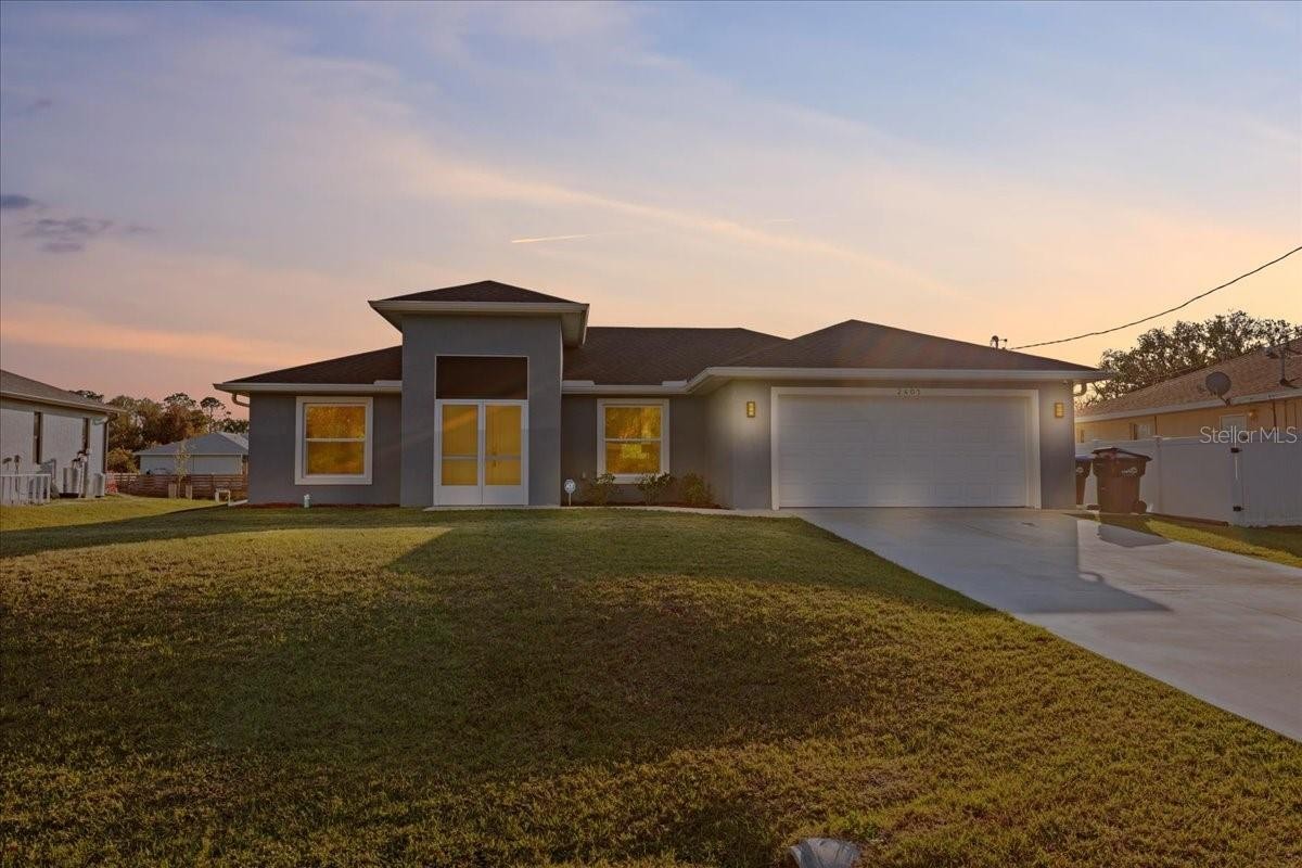 2405 VANCOUVER LN
