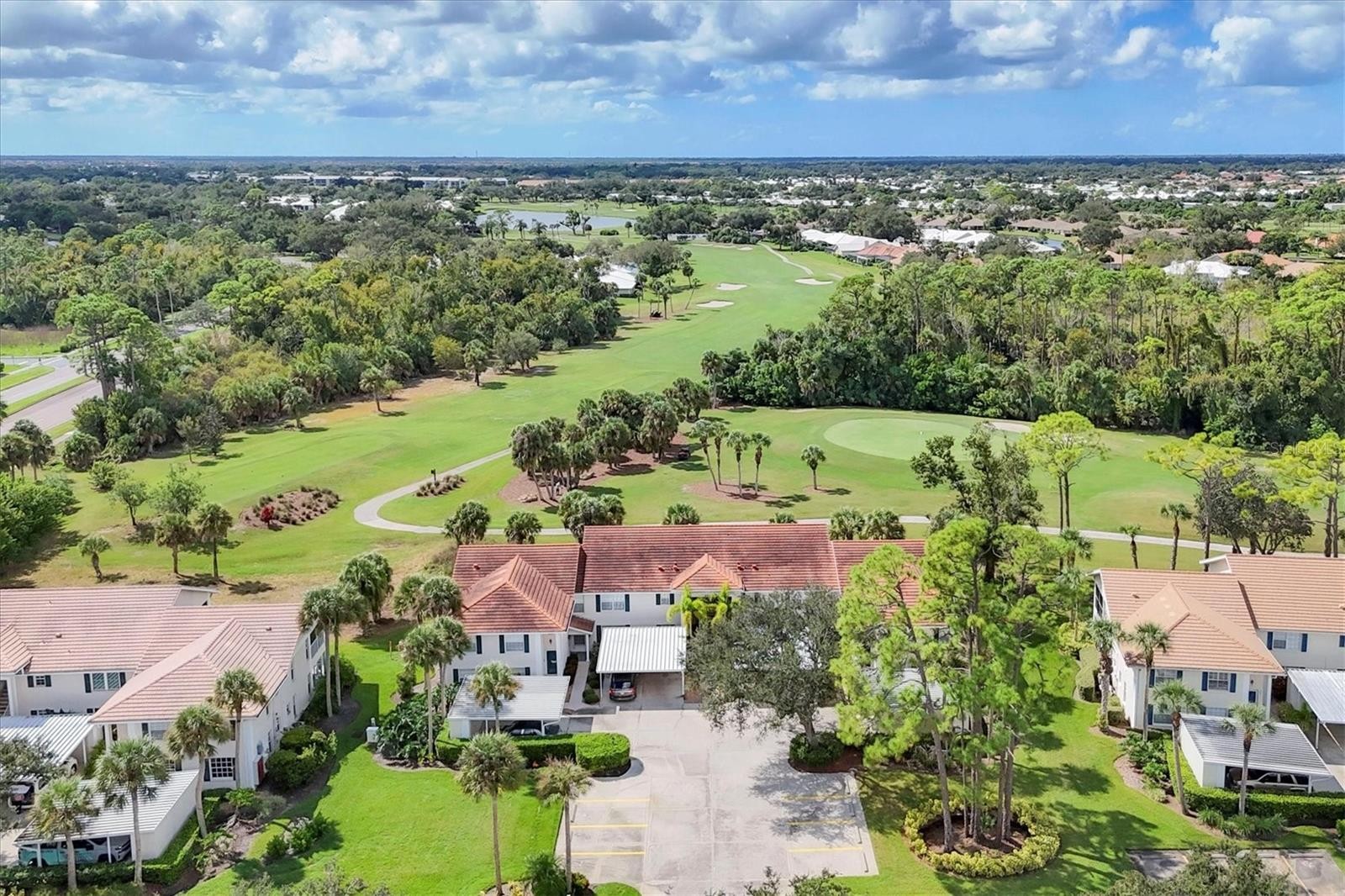 803 MONTROSE DR #201