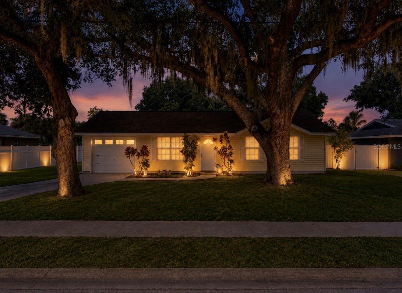 2336 JAVA PLUM AVE