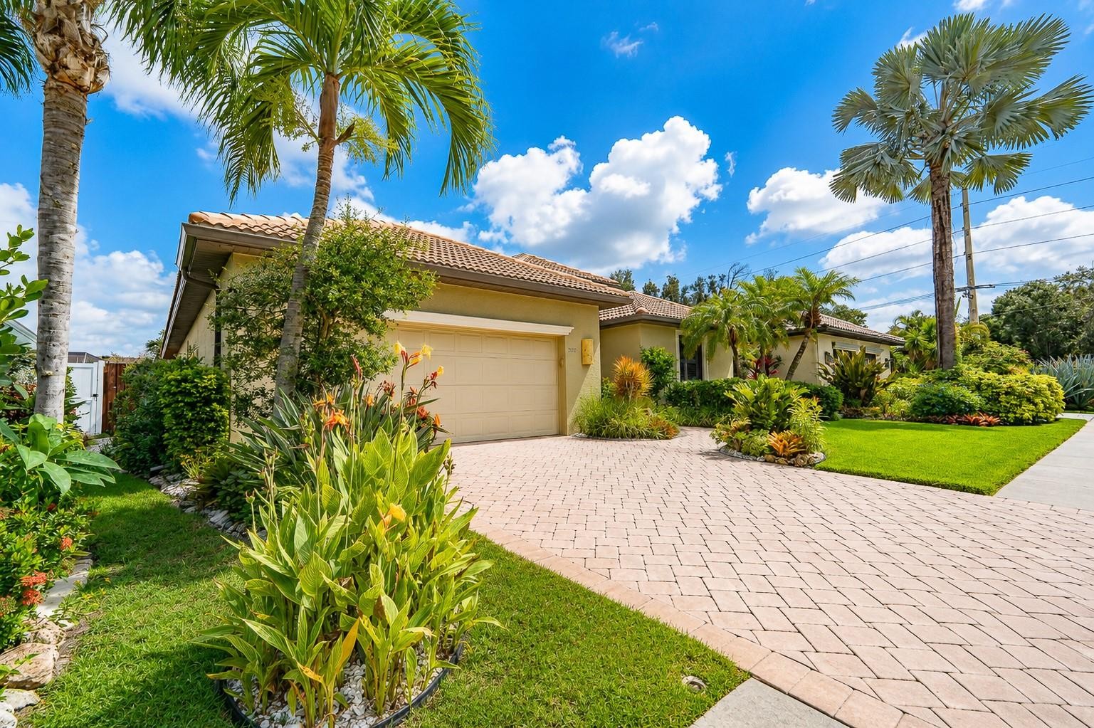 2557 MARBLEHEAD DR