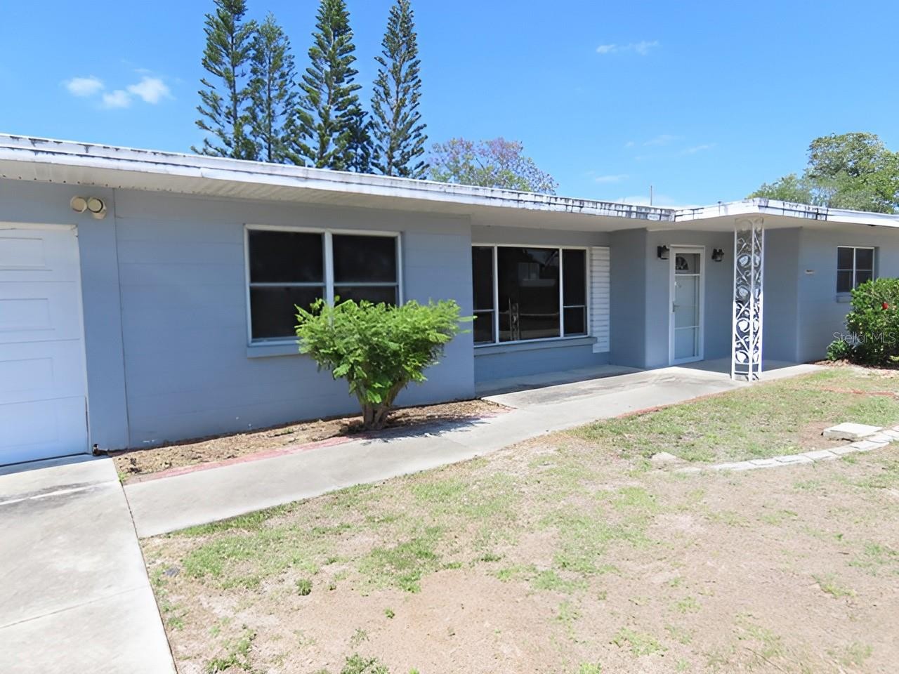 2447 FOSTER LN