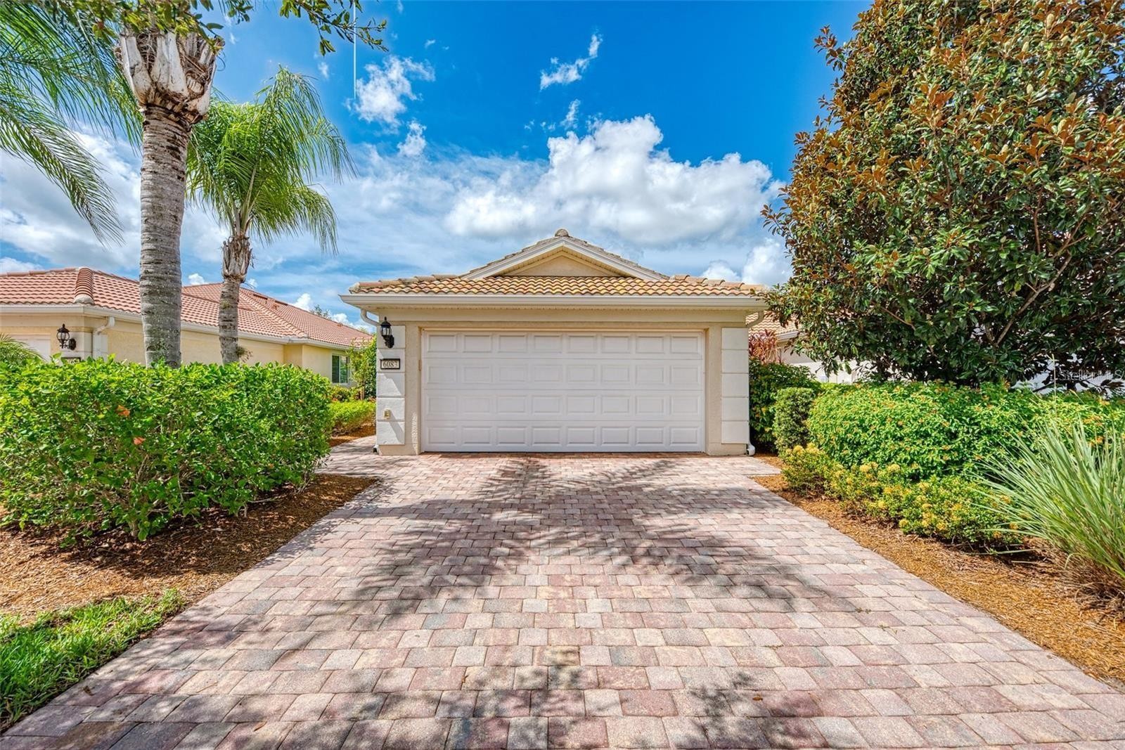 6083 BENEVENTO DR