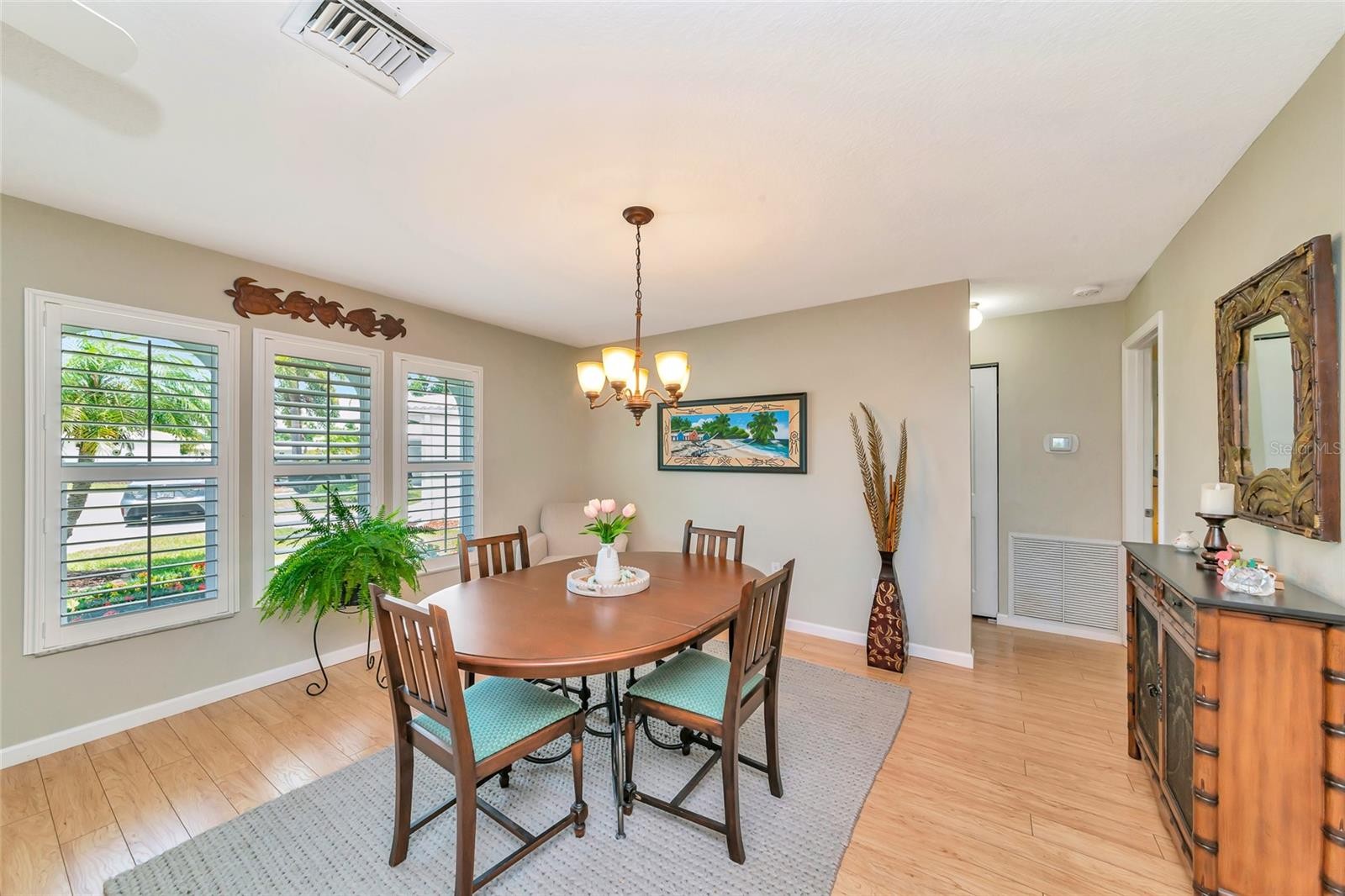422 CIRCLEWOOD DR #H6
