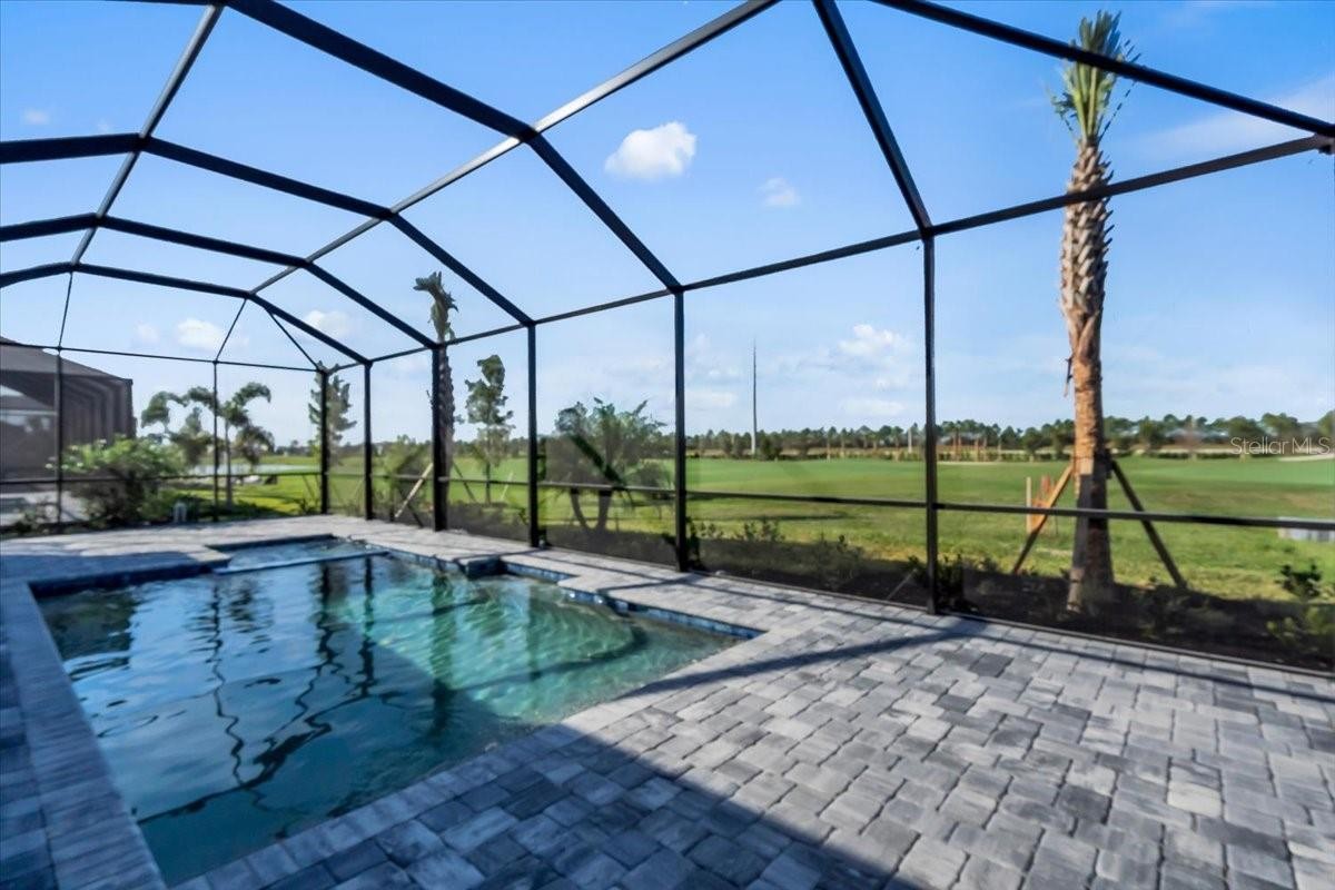 5522 LIGHTNING WHELK LN