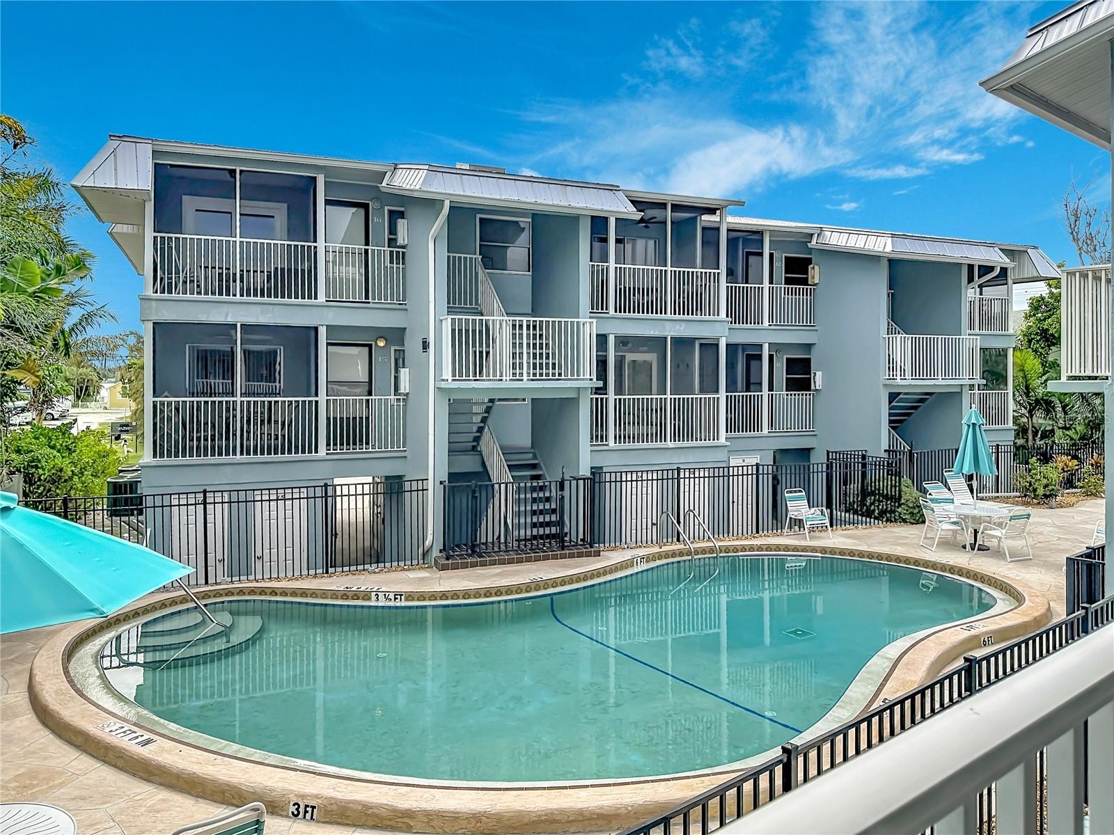 205 HIGHLAND AVE #3