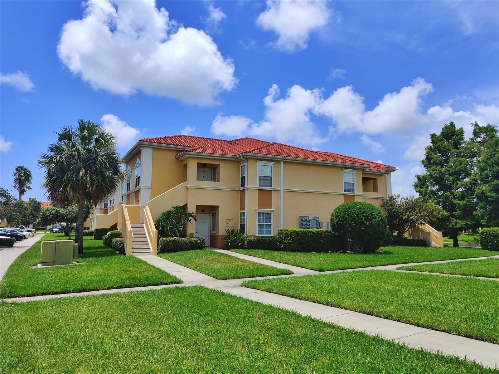 3005 CHIANTI CT #208