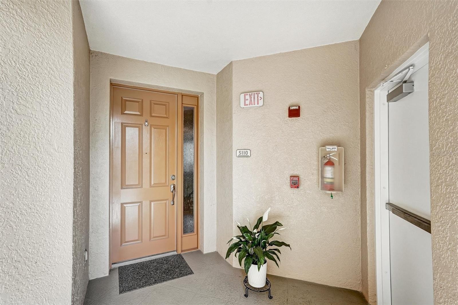 5110 MANORWOOD DR #3D