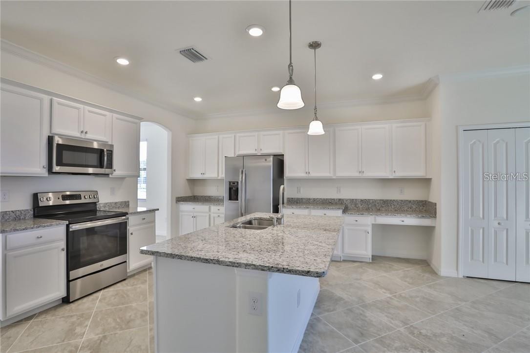 11424 SWEETGRASS DR