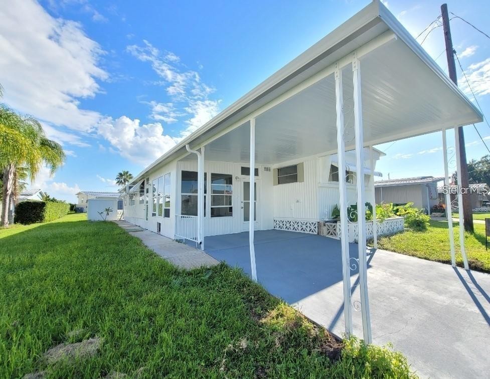 321 3RD STREET DR W