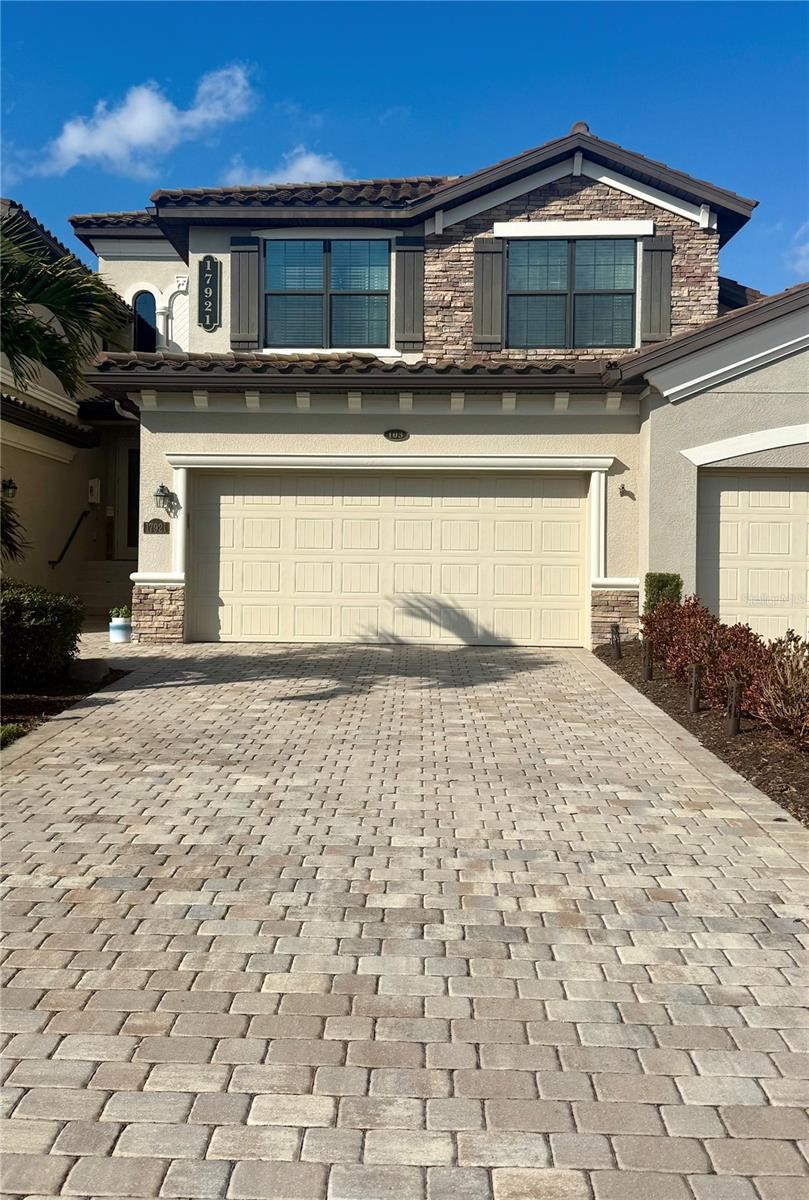 17921 GAWTHROP DR #103