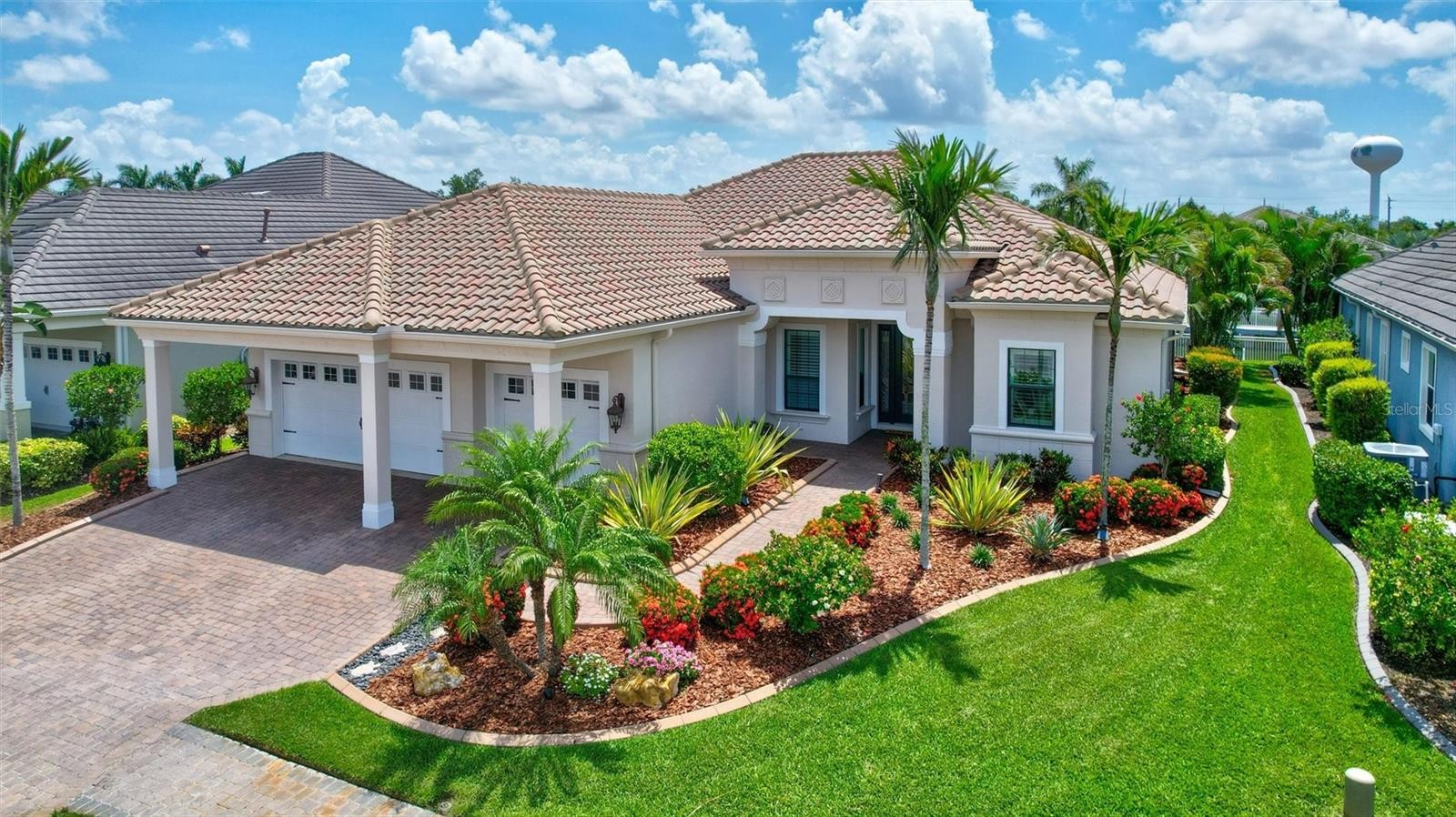 591 MAST DR