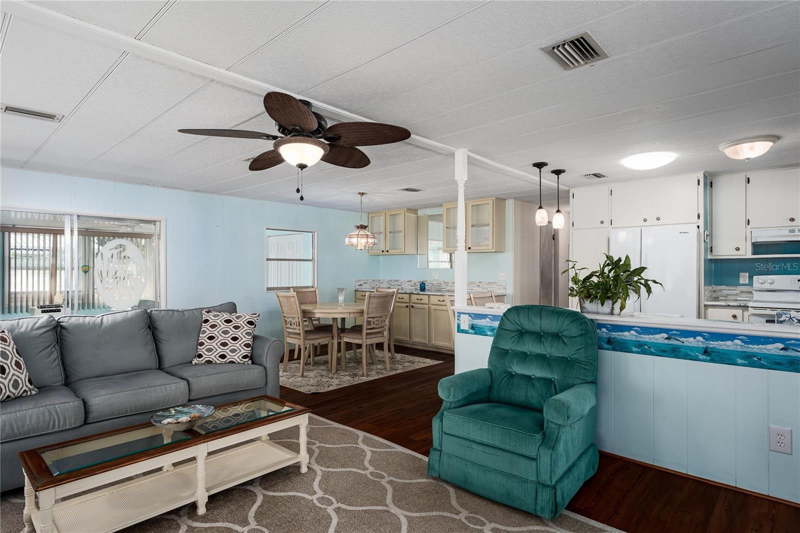 1003 45TH AVENUE DR E