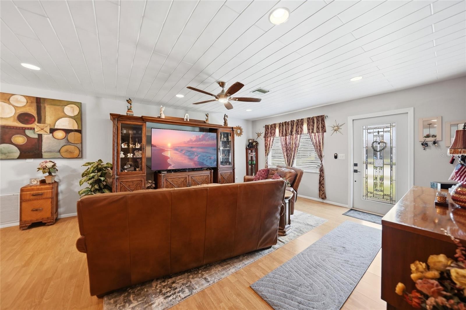 6127 OTIS RD