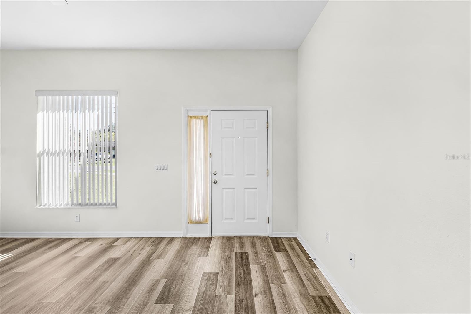 4733 S CRANBERRY BLVD