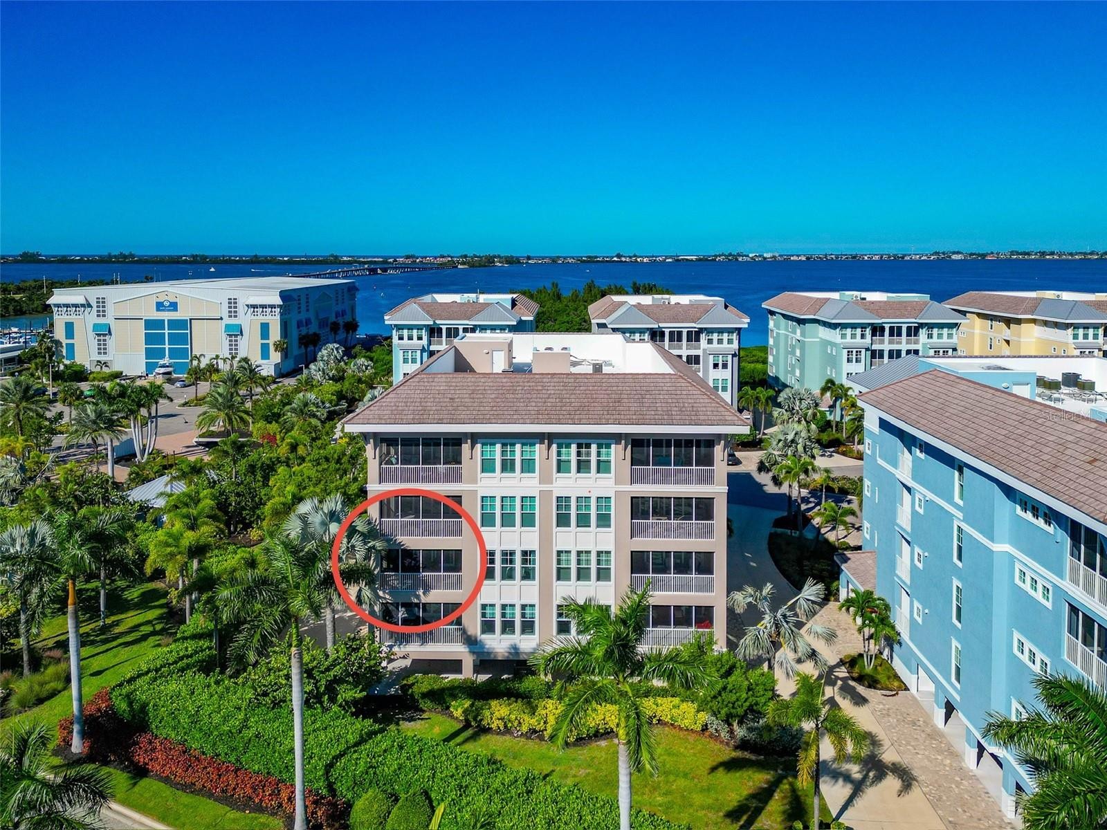 395 ARUBA CIR #203