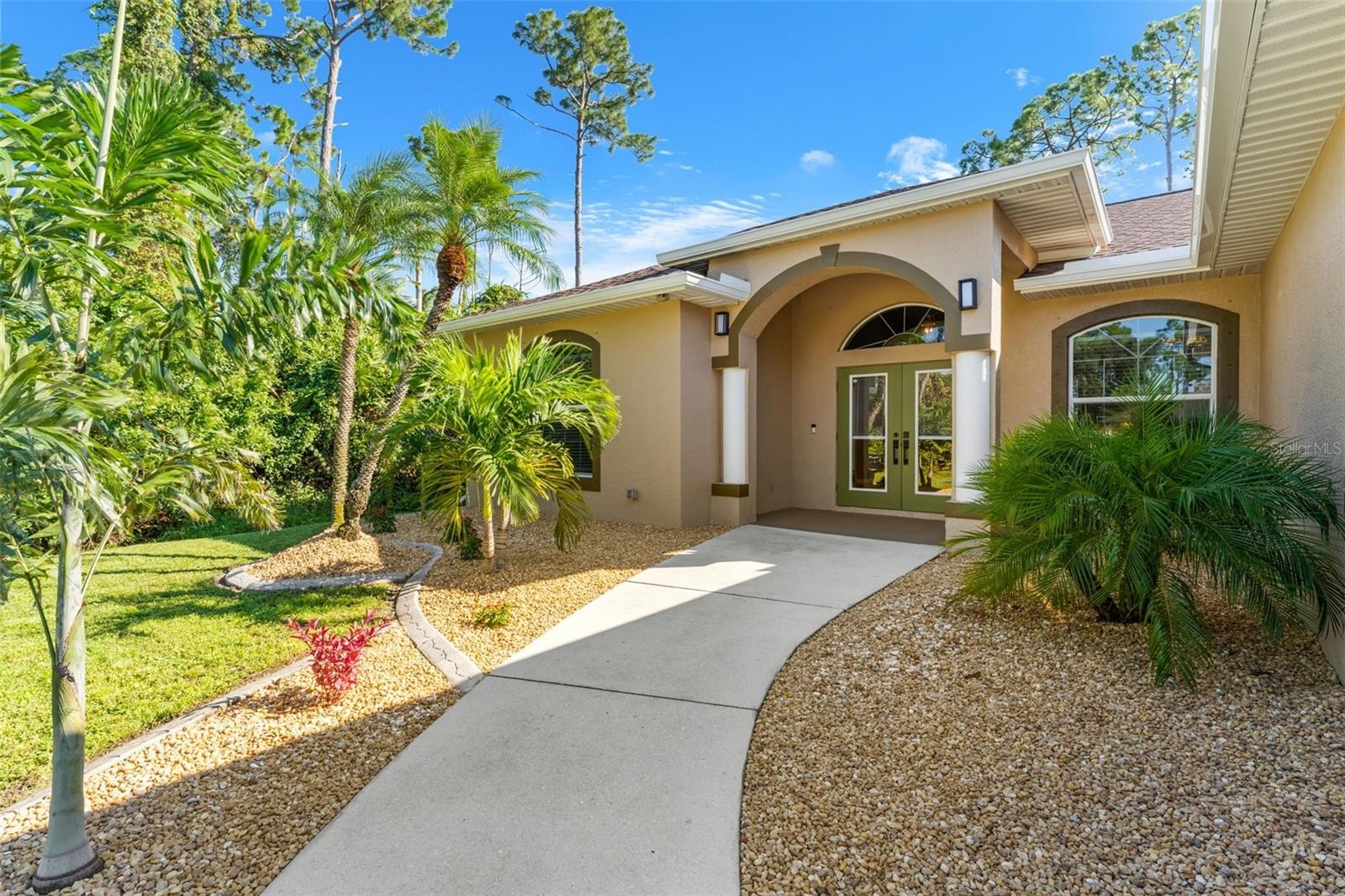 2595 ROLLING RD