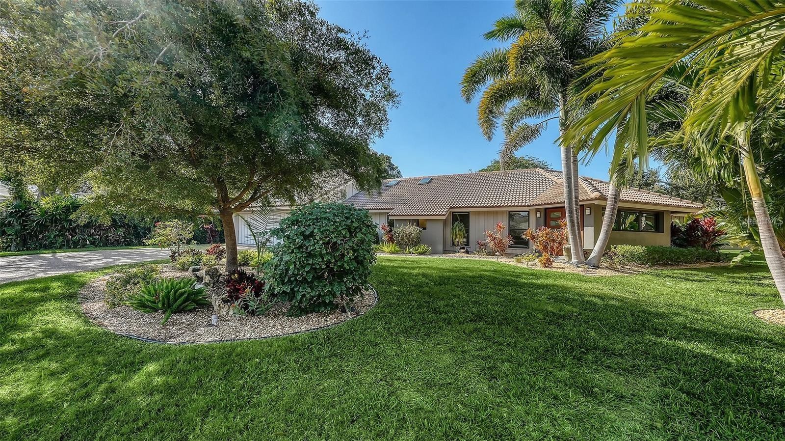 4612 PINE HARRIER DR