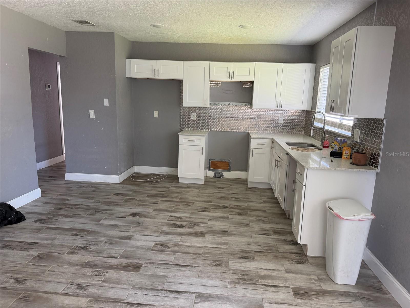 5493 TREKELL ST