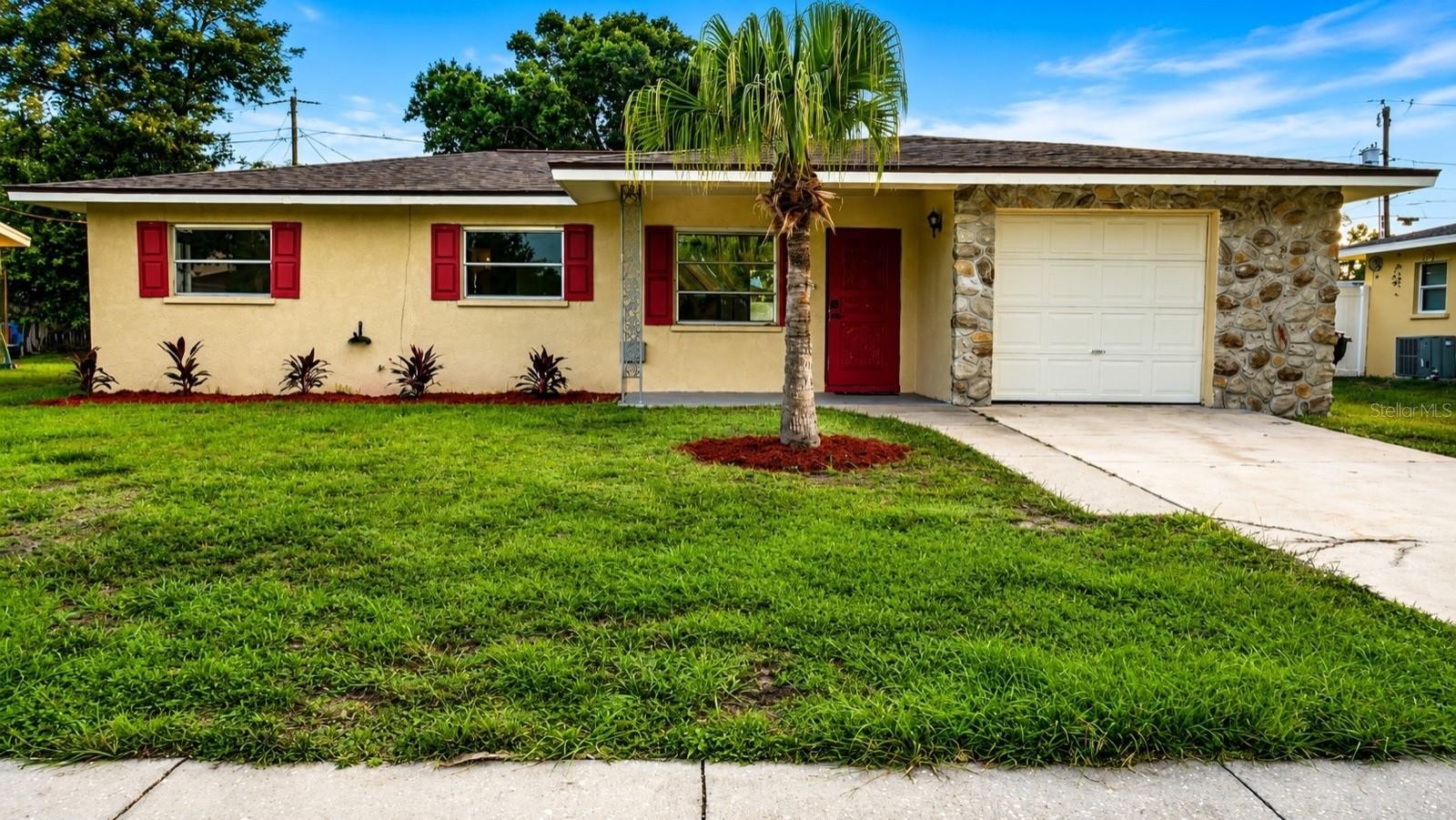 1051 VENETIAN PKWY