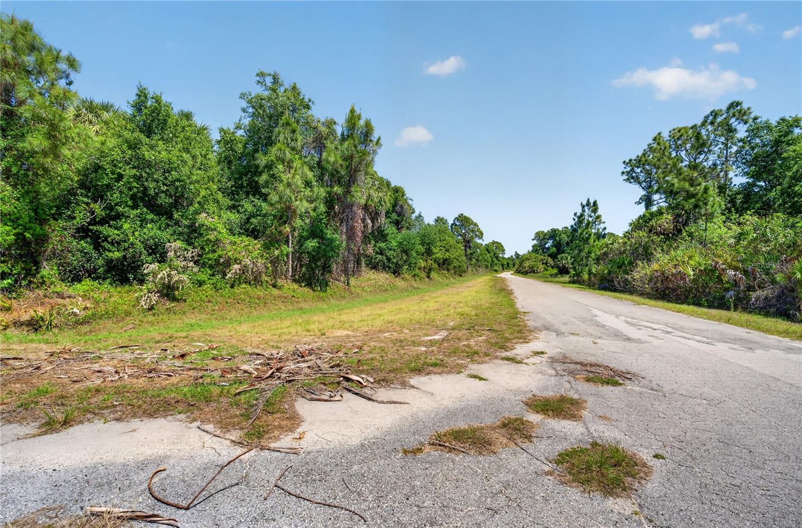 CUSTER CIR
