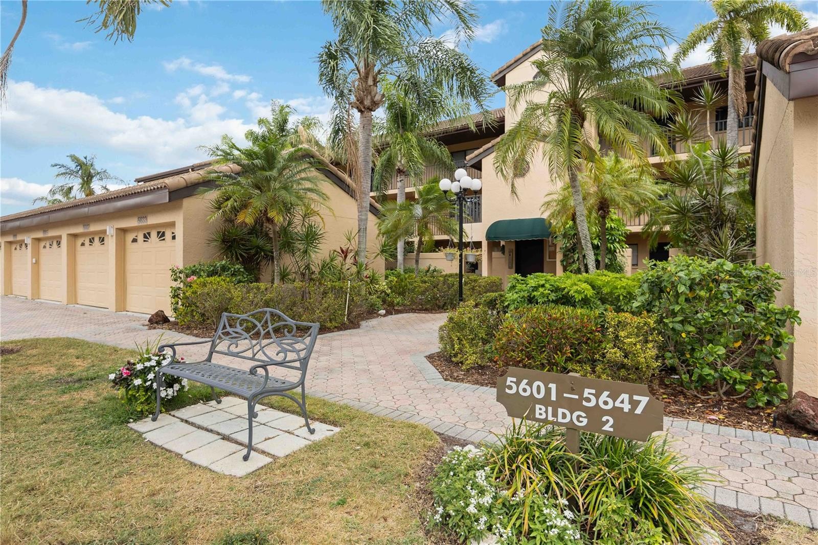 5627 ASHTON WAY #5627
