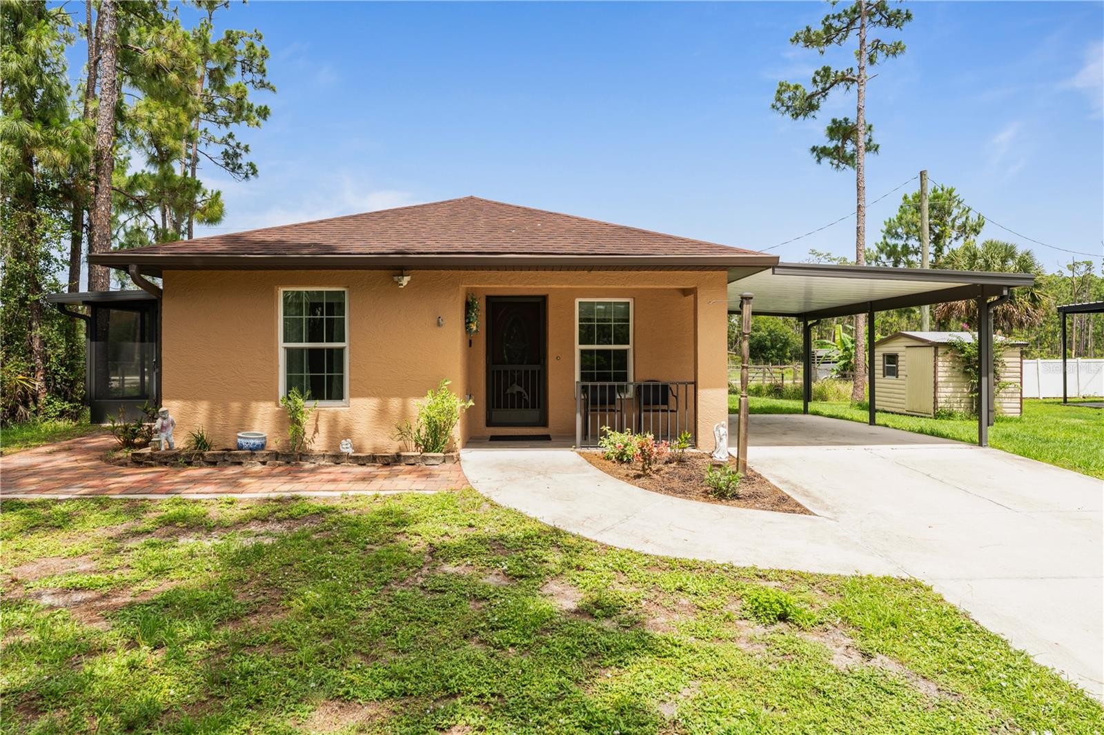 3241 TROPICAIRE BLVD