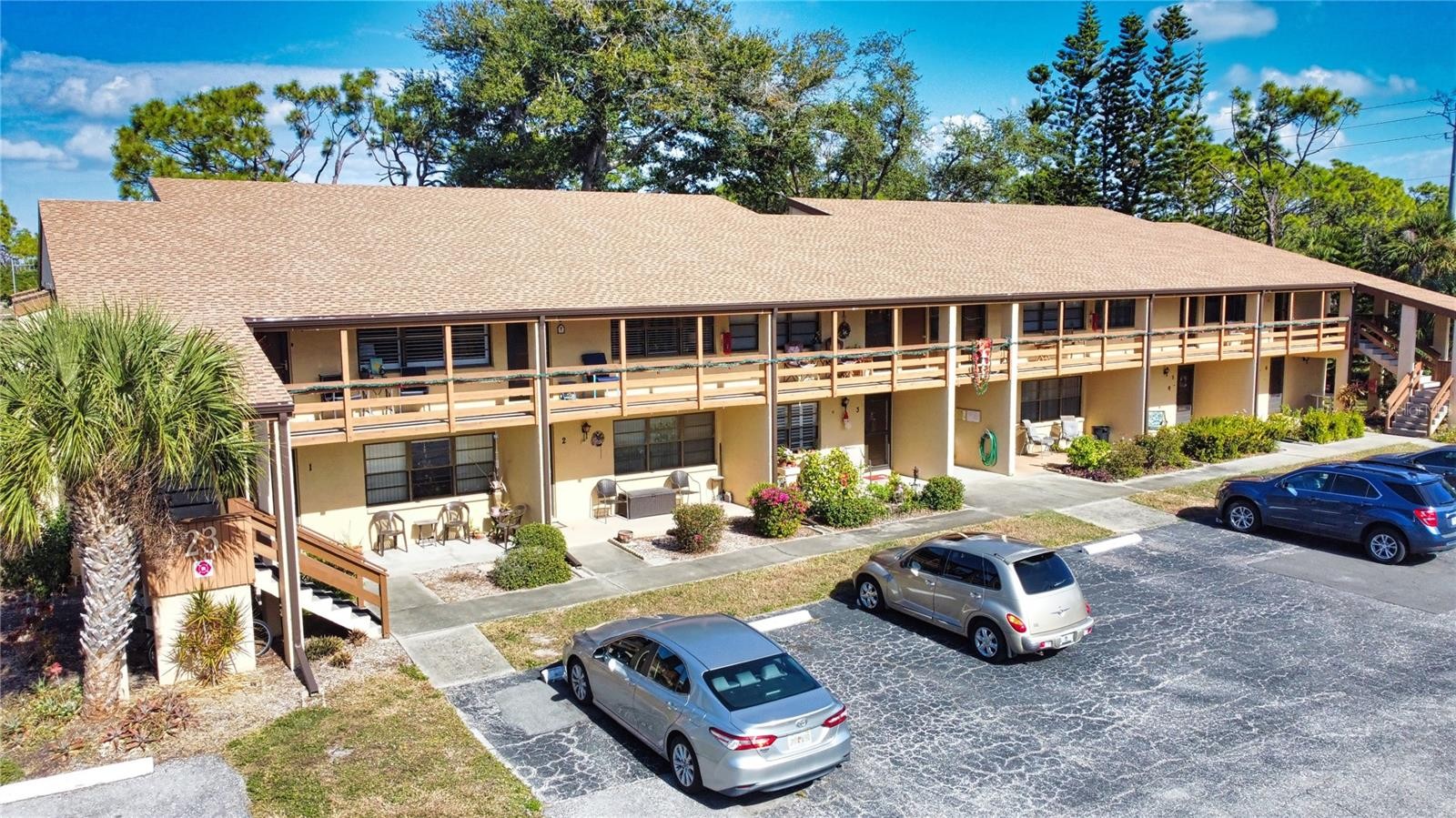 23 QUAILS RUN BLVD #23203