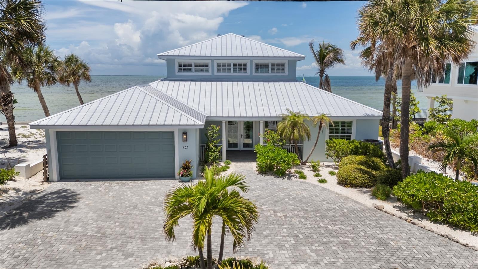 402 S BAY BLVD