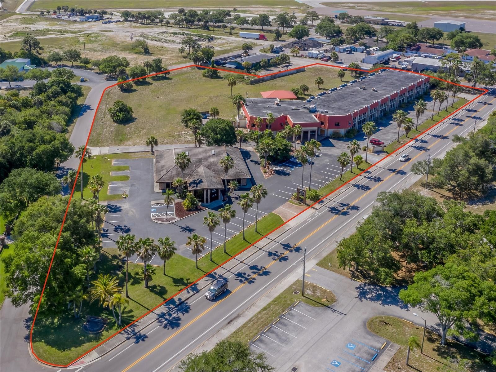 1111 AVENIDA DEL CIRCO