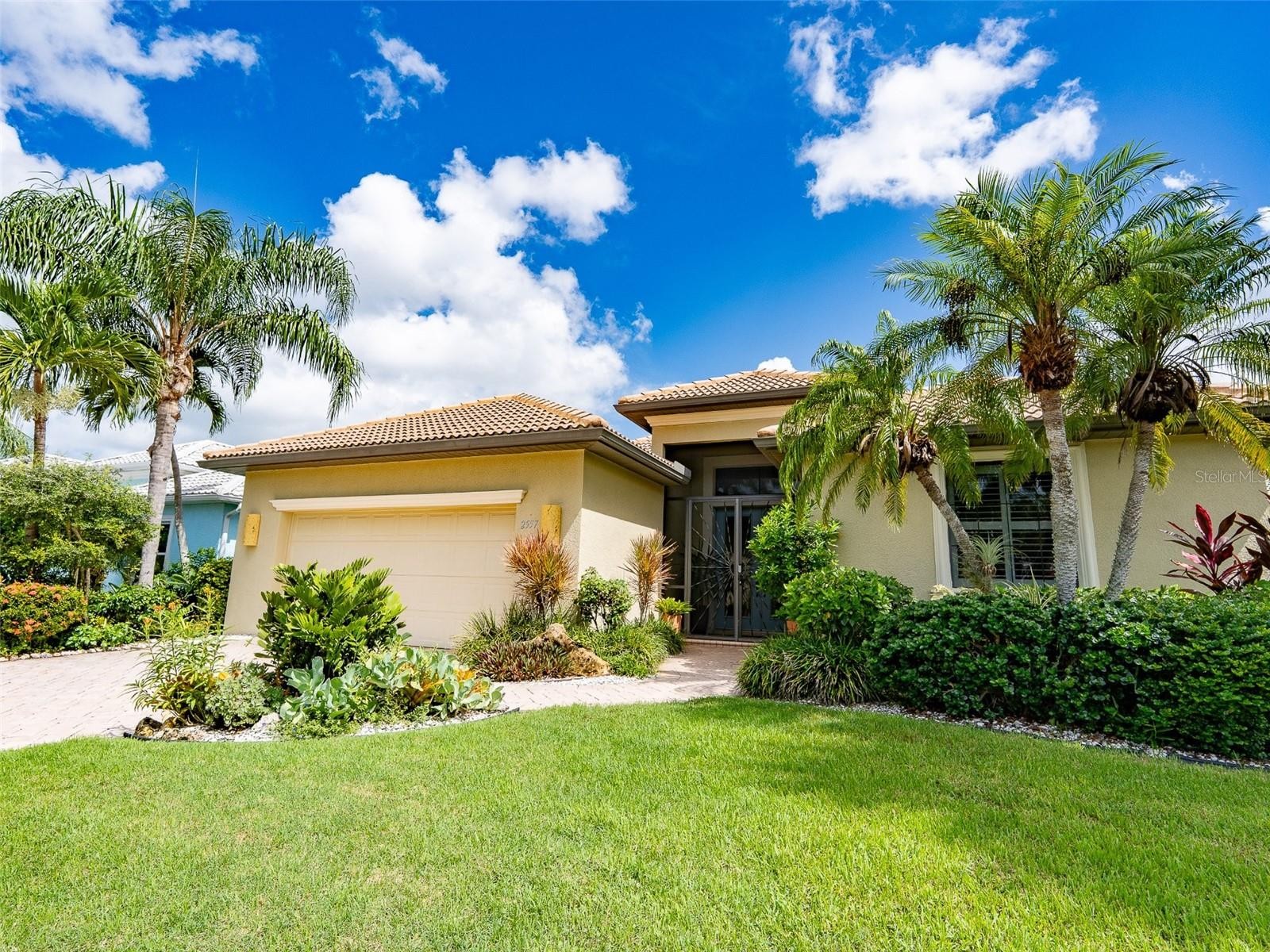 2557 MARBLEHEAD DR