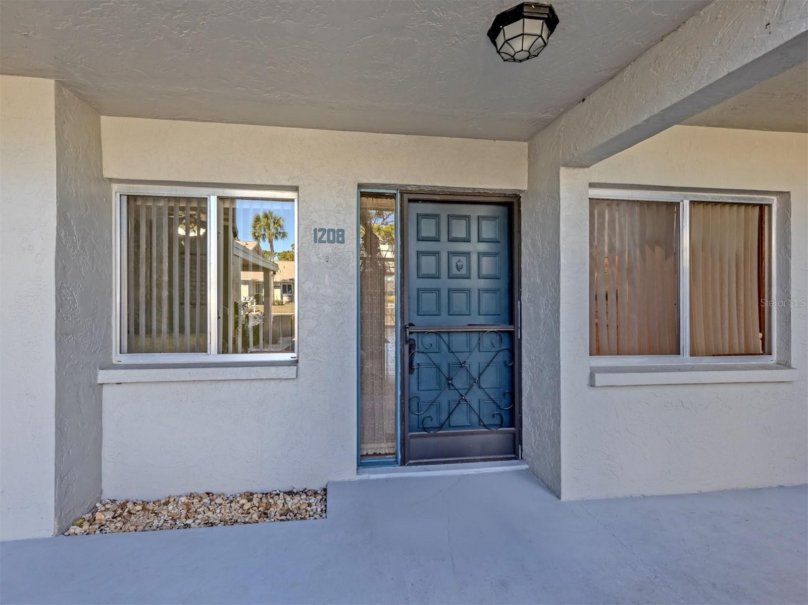 1208 PINE LAKE DR #8