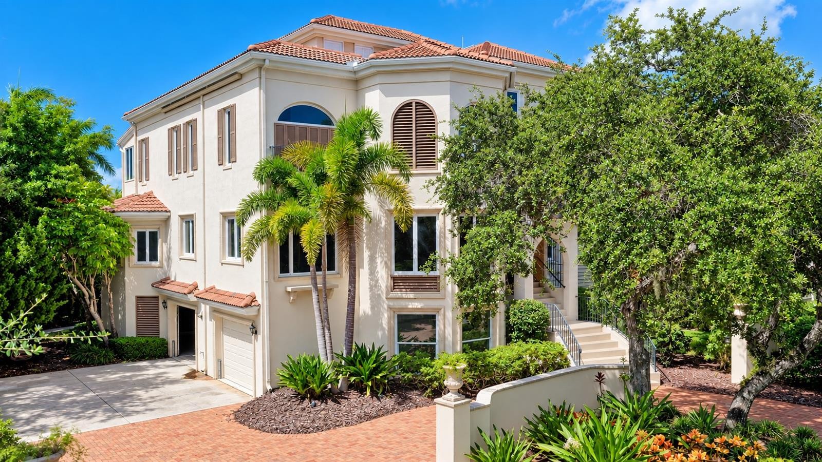 168 COASTAL HAMMOCK CT