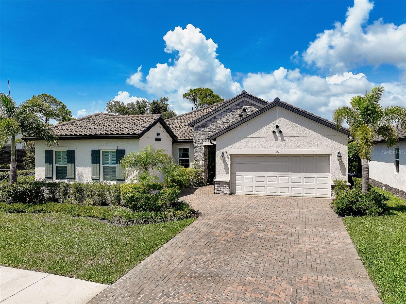 11484 MONTSERRAT DR