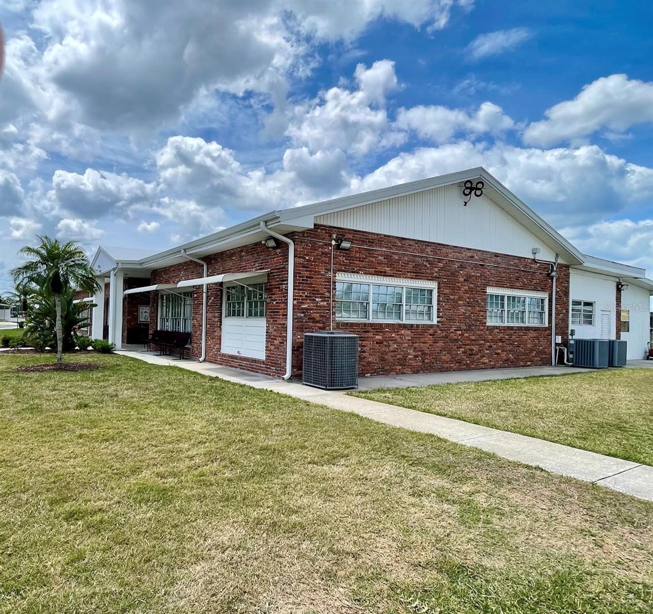 152 SHADY LN #152