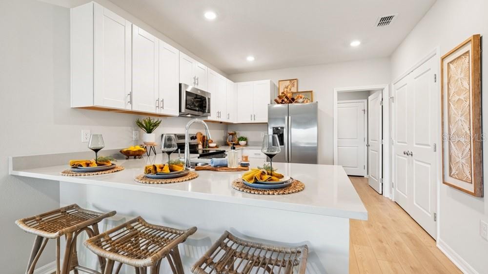 13513 CAMELOT CT