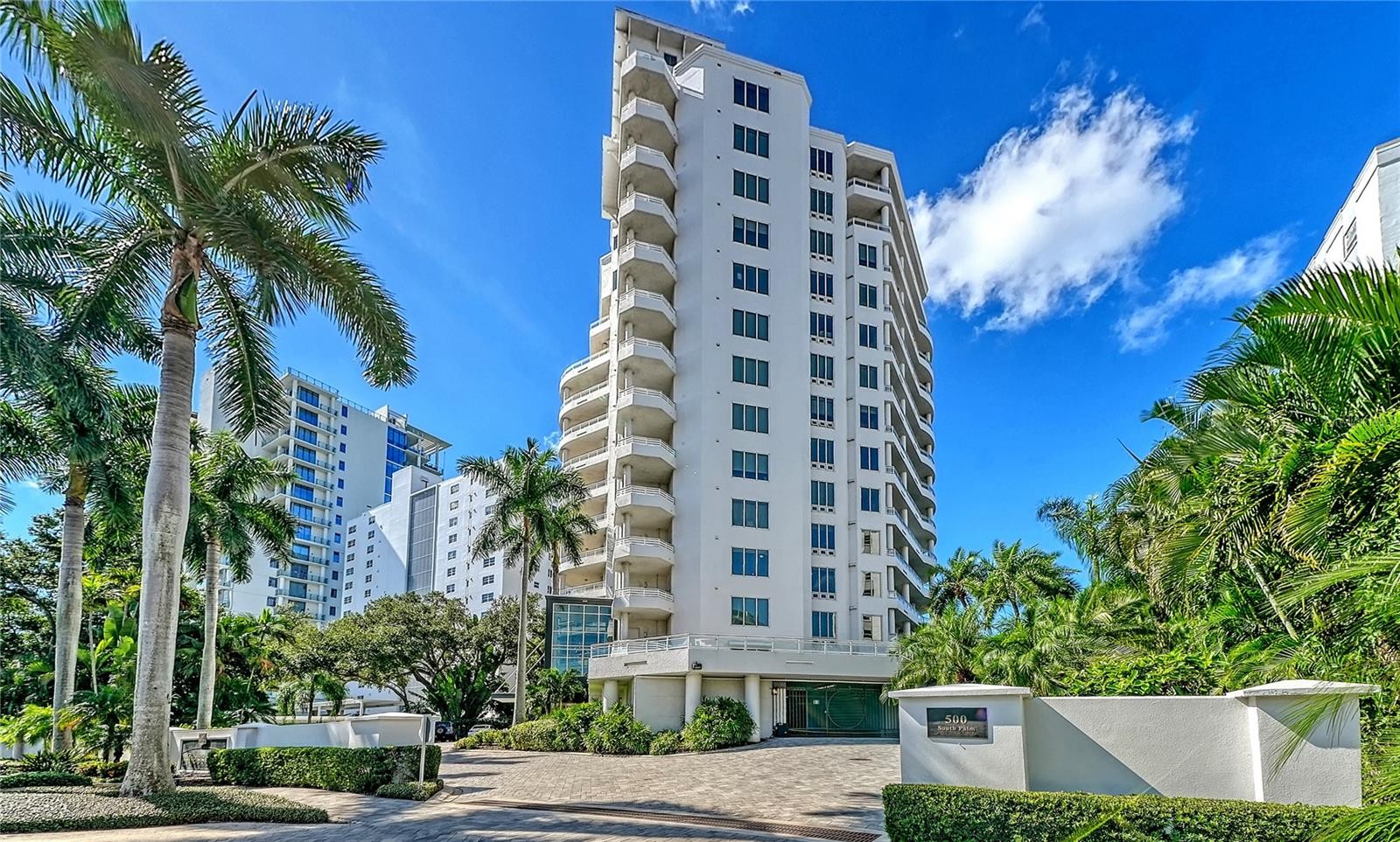 500 S PALM AVE #32
