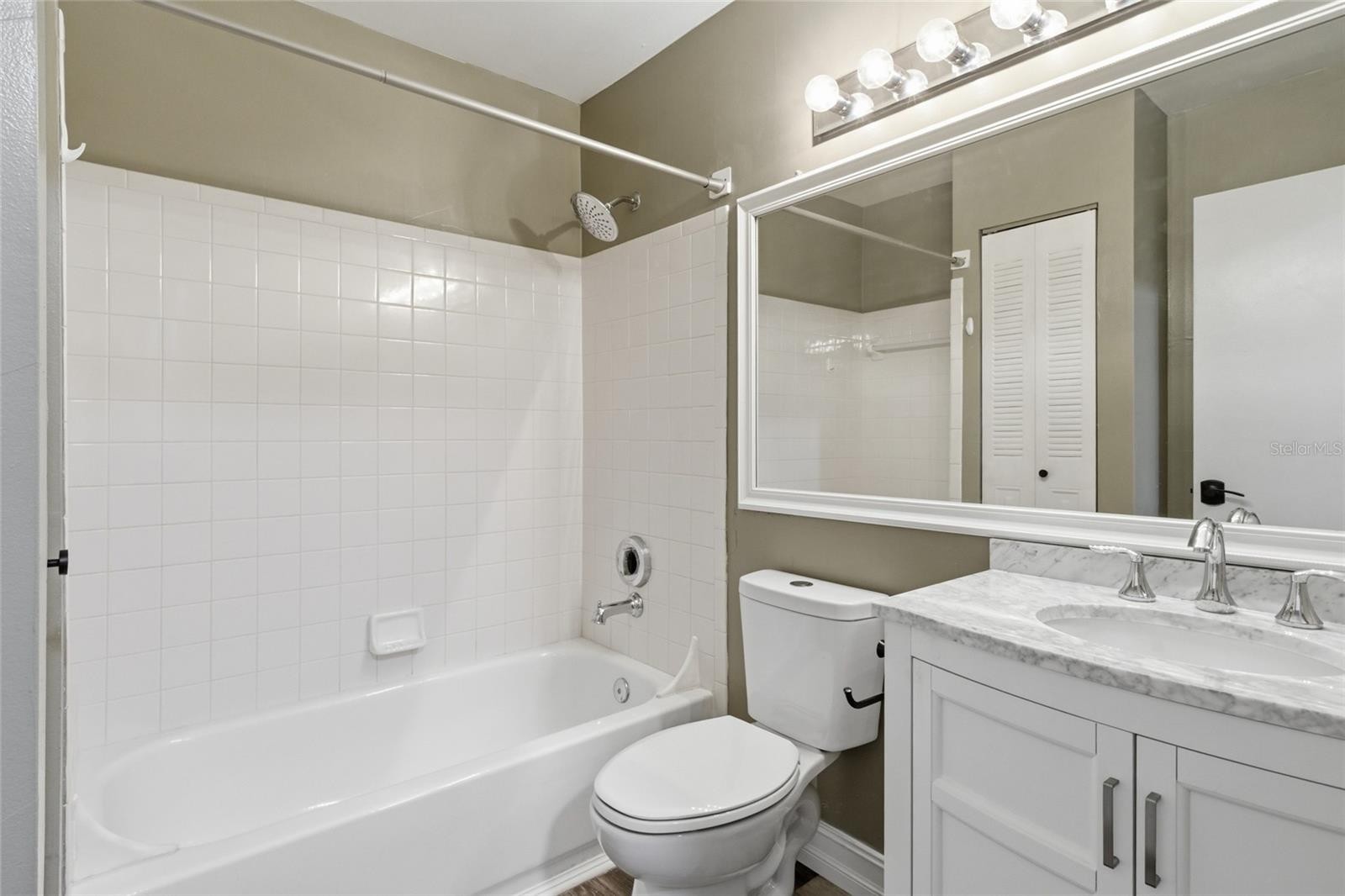 4037 CROCKERS LAKE BLVD #25