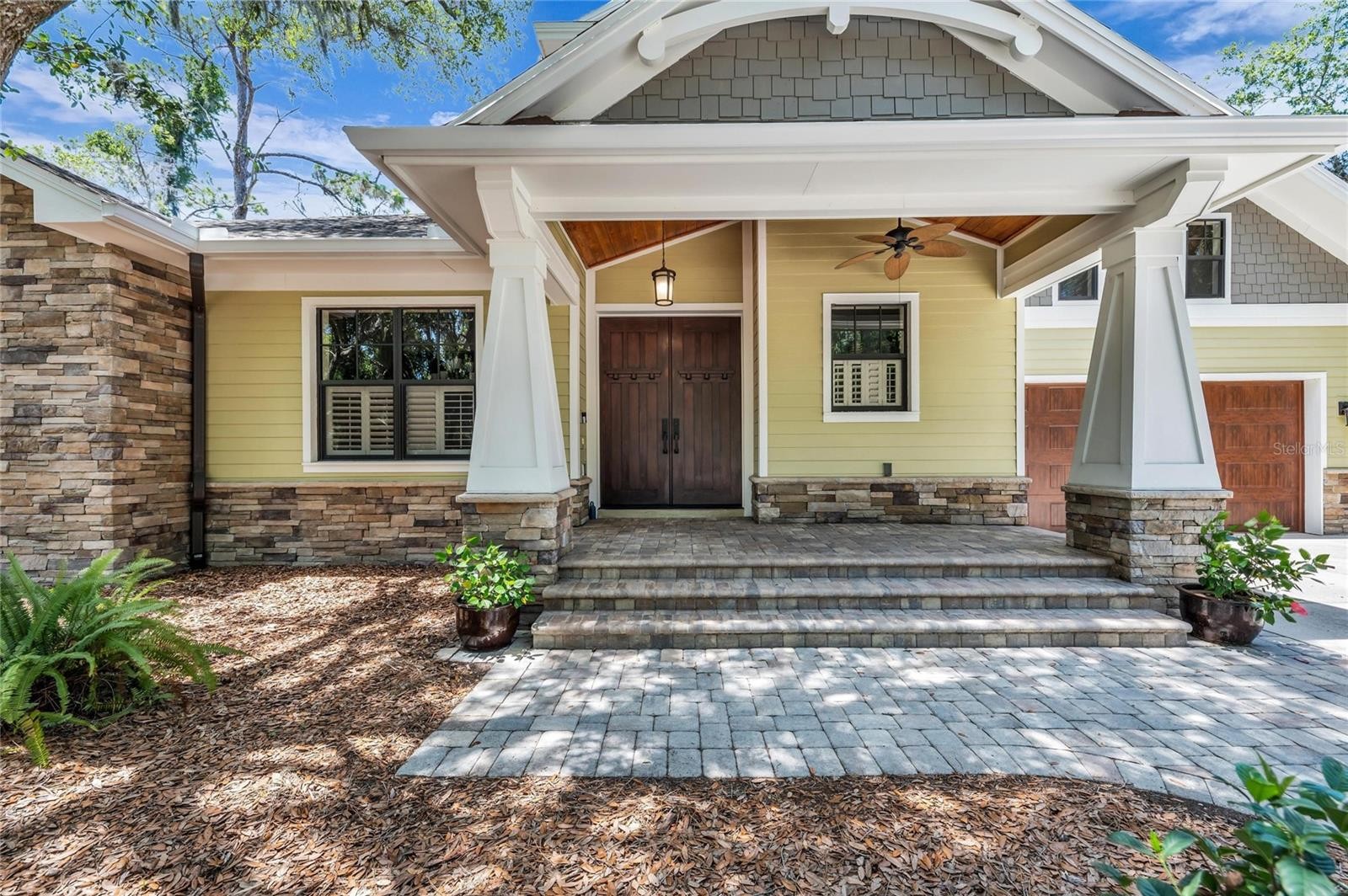 5911 RIVER FOREST CIR