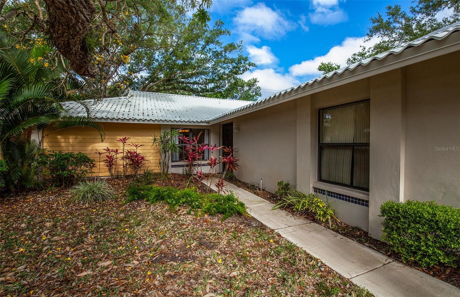 247 SOUTHAMPTON LN #272