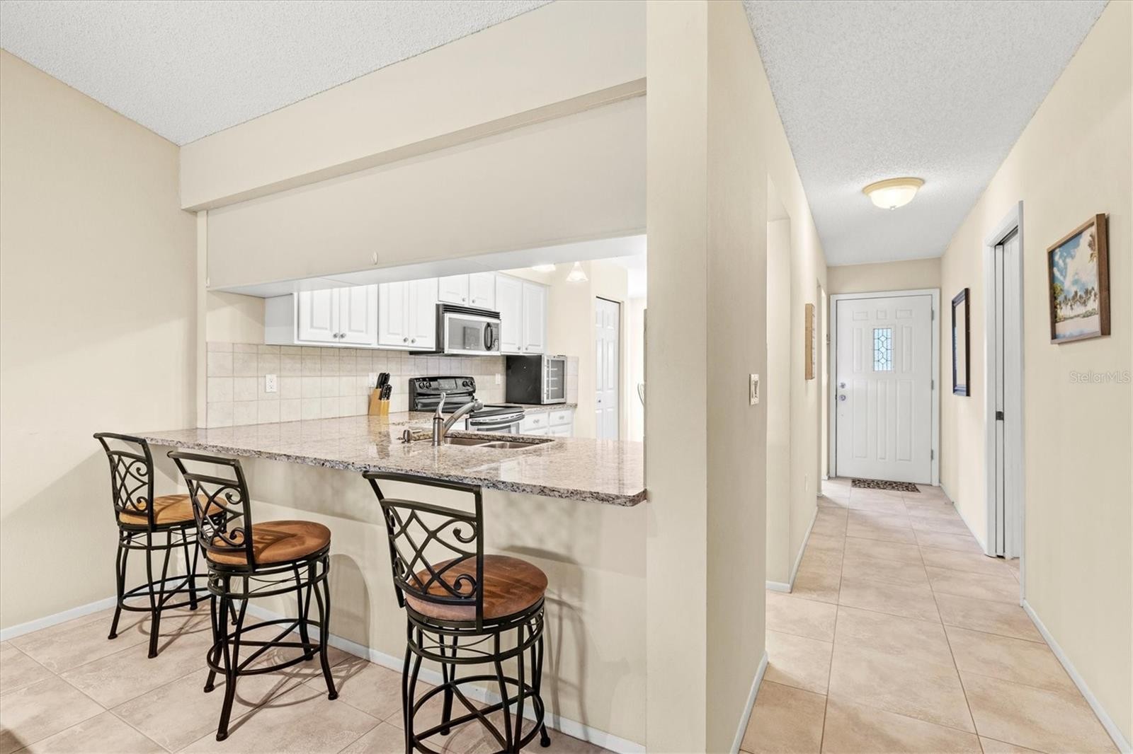 5713 AVISTA DR #4112