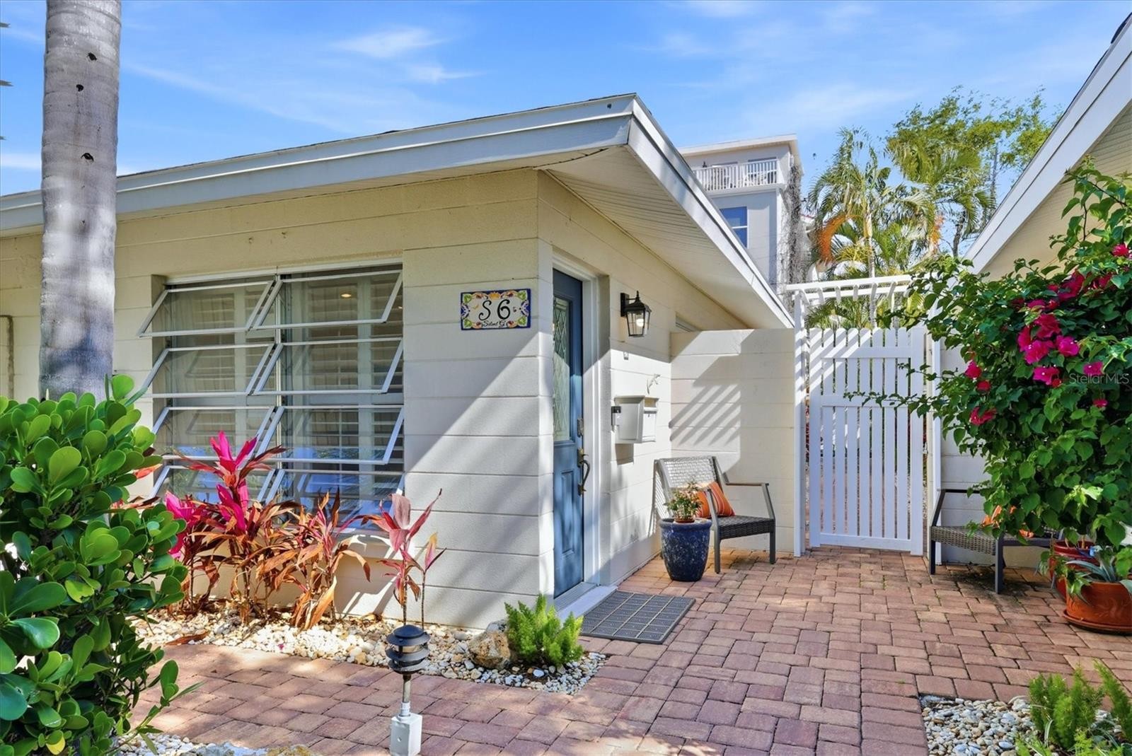 6005 MIDNIGHT PASS RD #S6