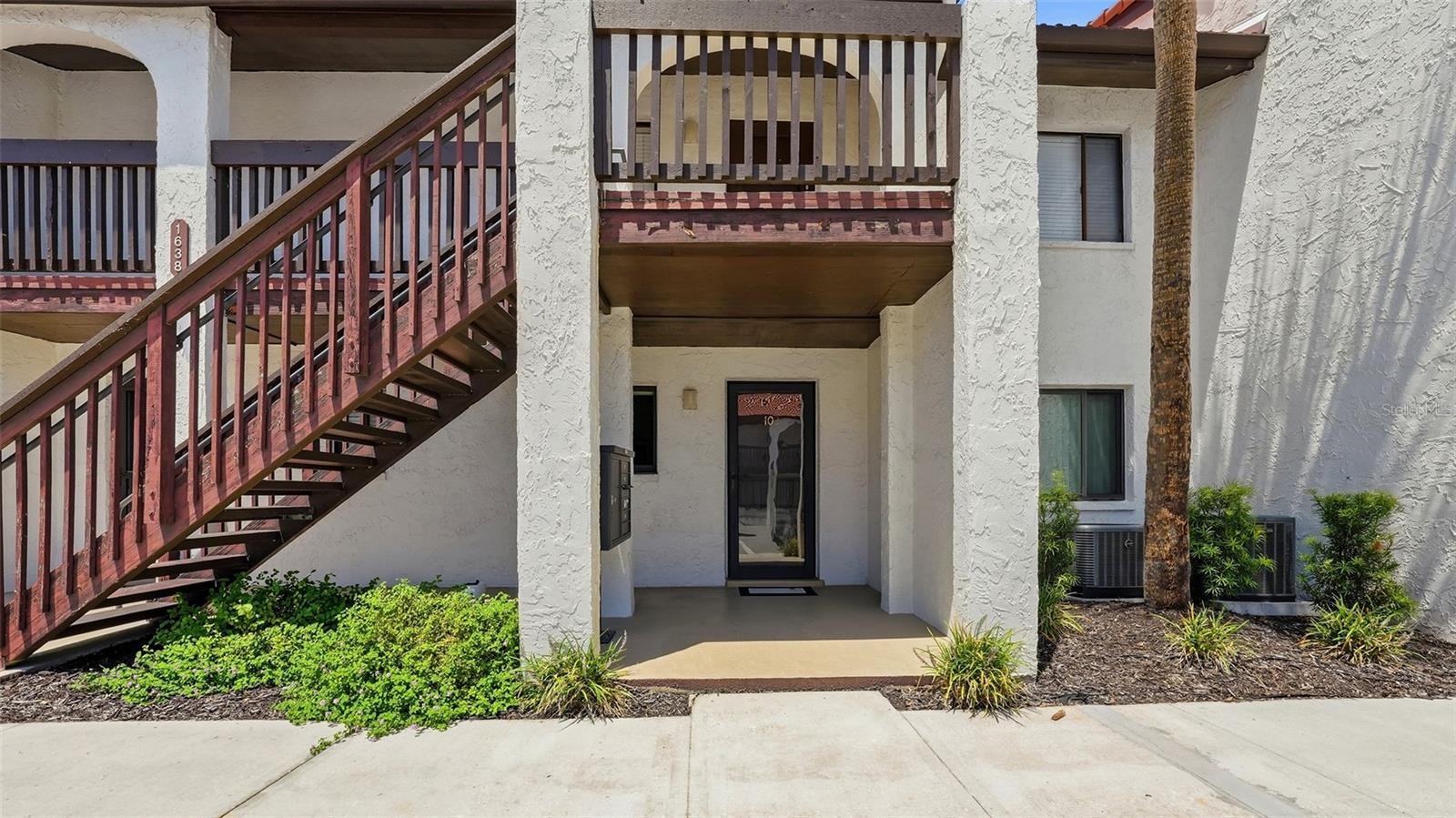 1638 STICKNEY POINT RD #38-102