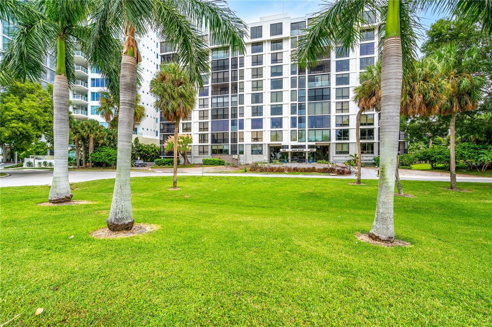 707 S GULFSTREAM AVE #807