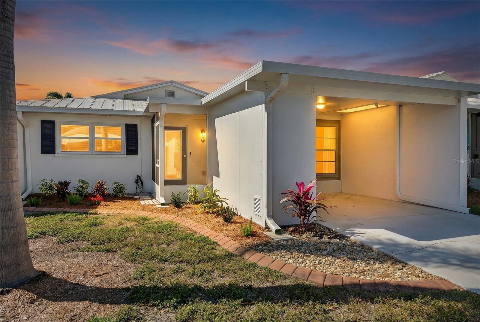 620 FAIR WINDS DR #620