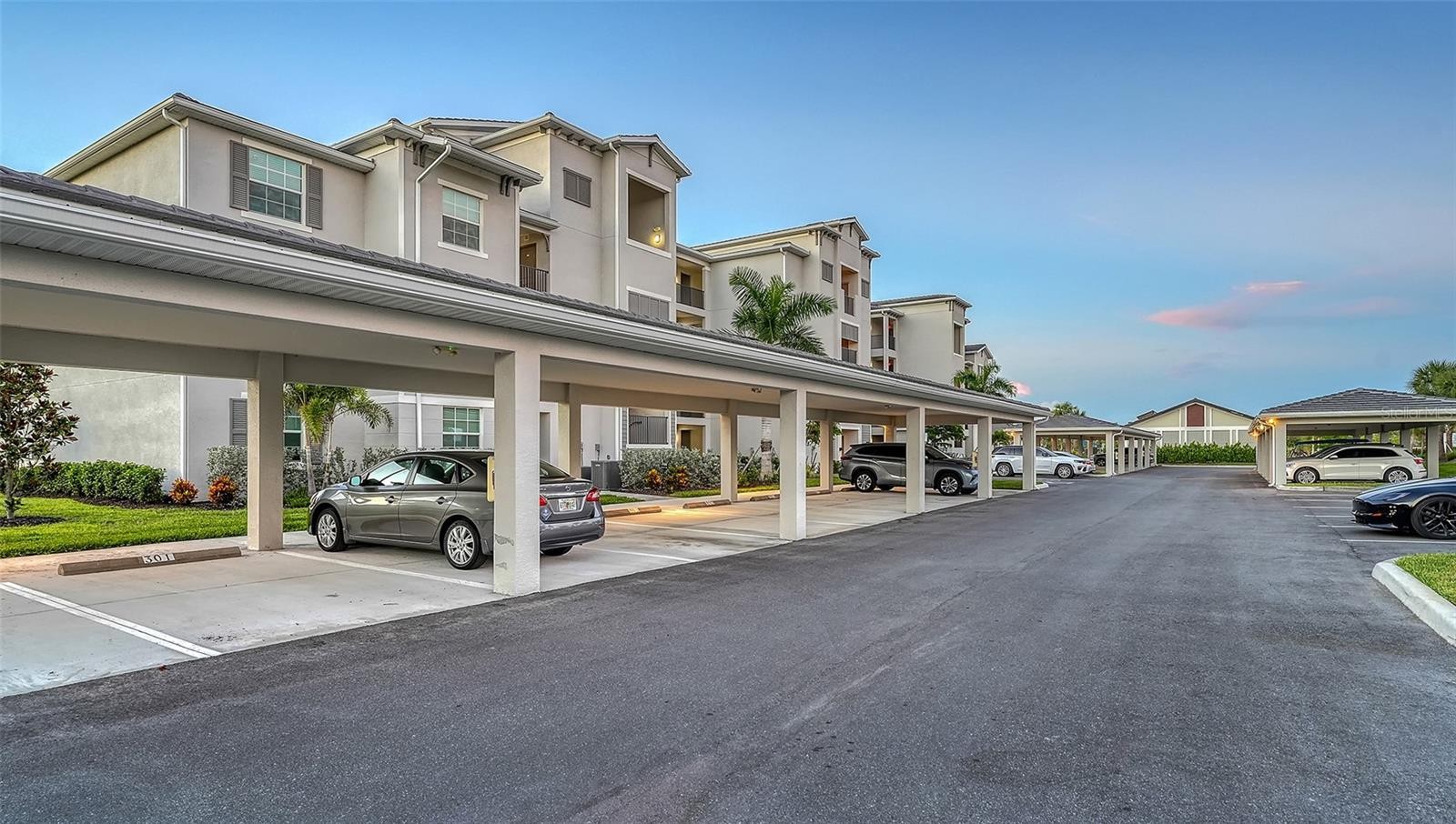 12140 WELLEN GOLF ST #301