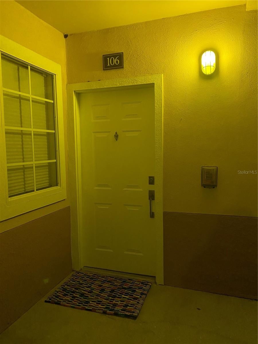 1010 VILLAGIO CIR #106