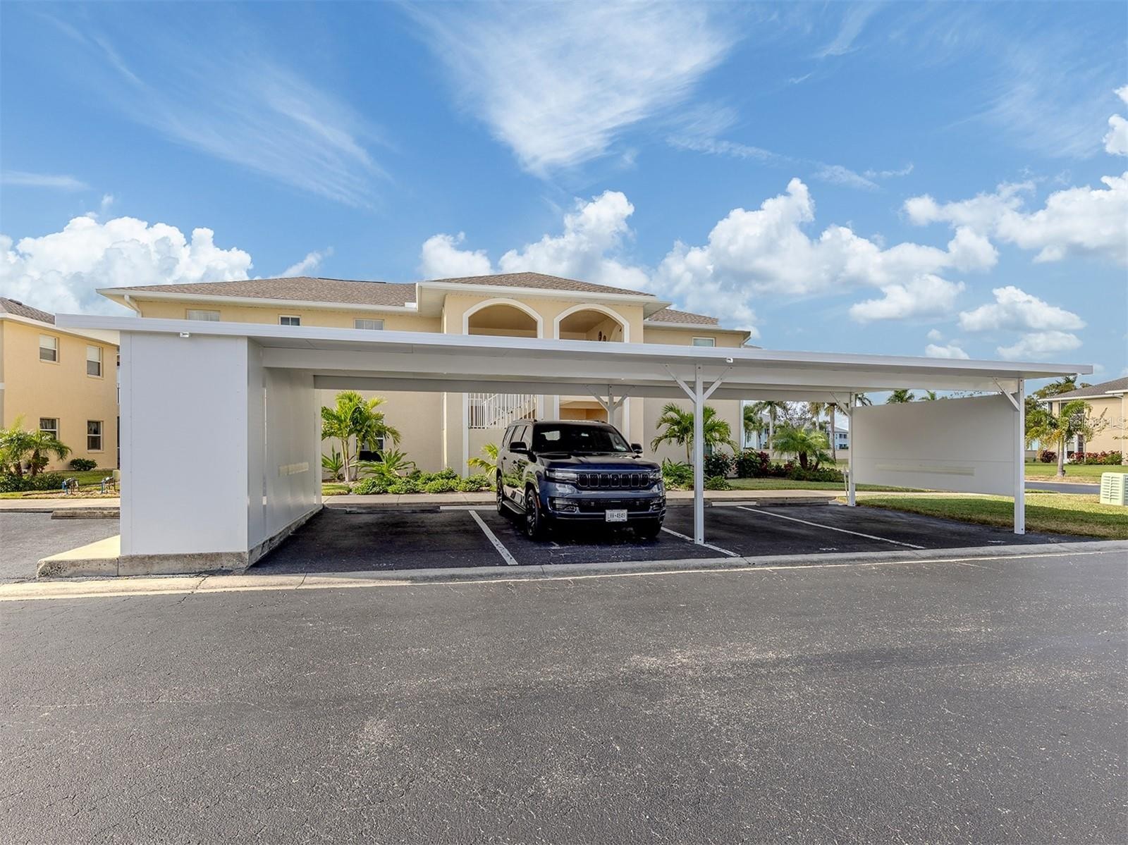 5800 SABAL TRACE DR #904