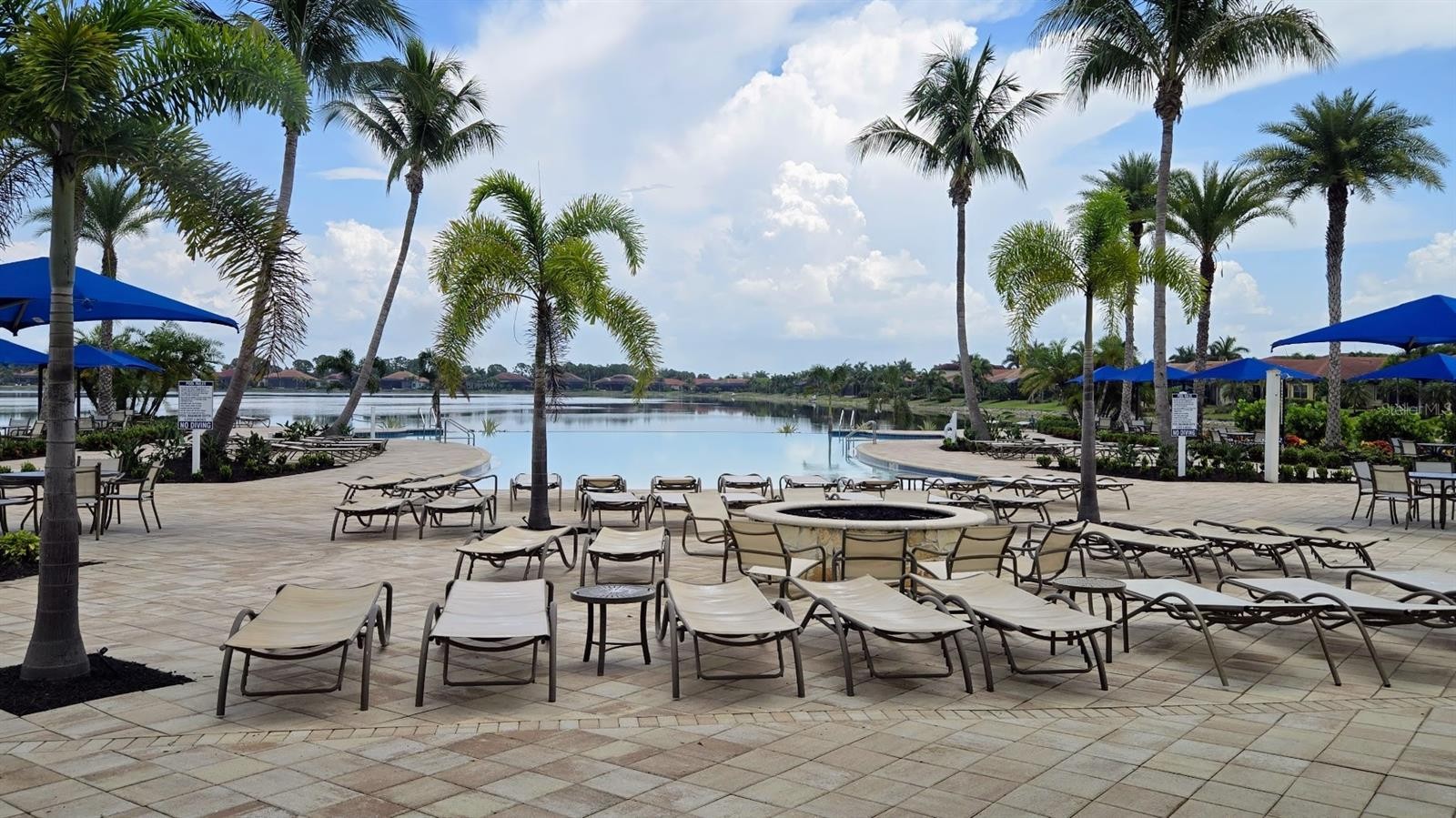 233 VINADIO BLVD