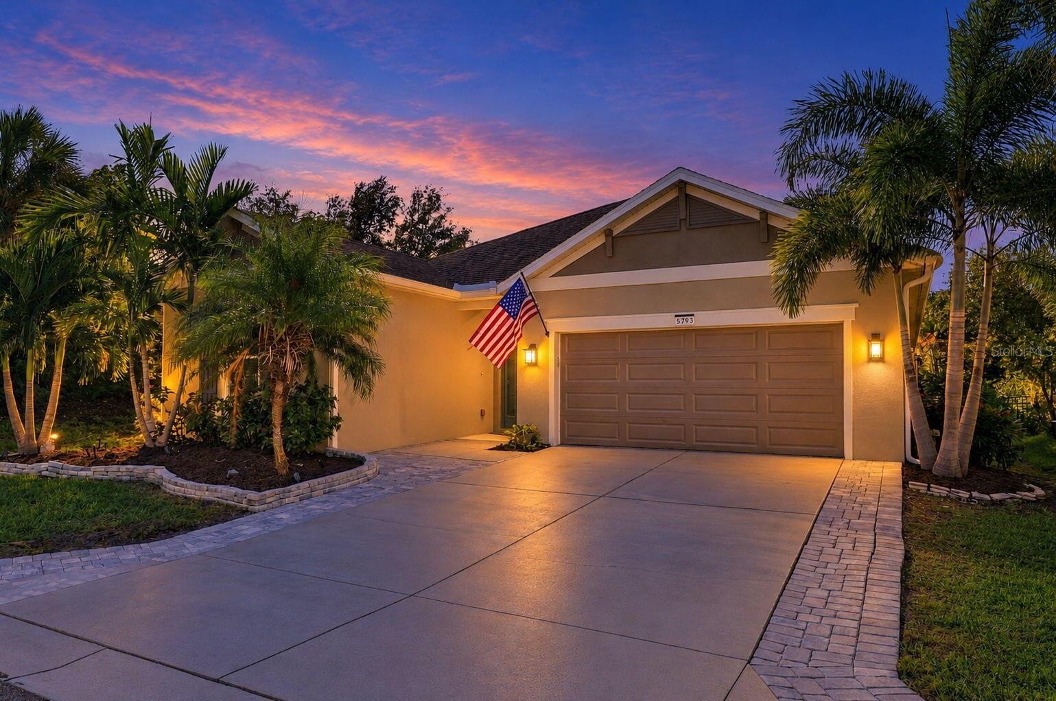 5793 SPIDER LILY CIR
